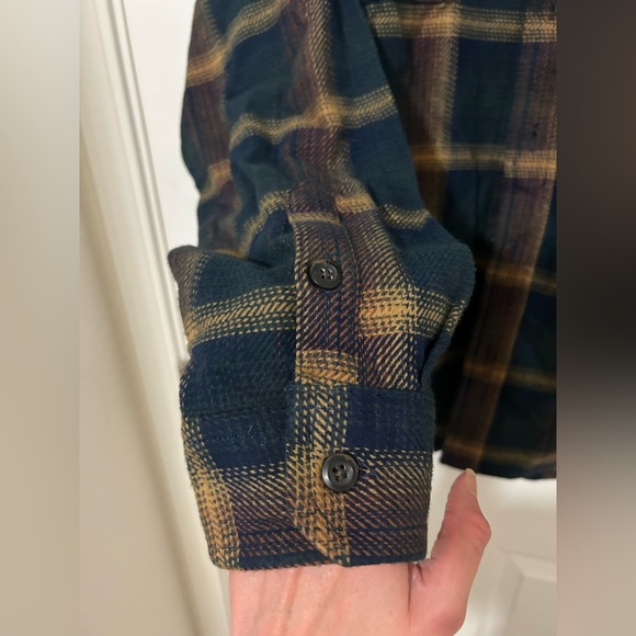 Orvis Heavyweight Flannel Shirt - Picture 2 of 11